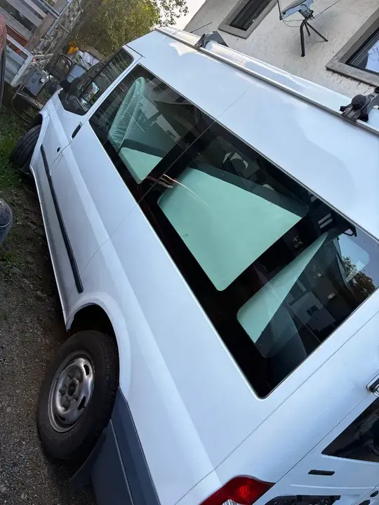Ford Transit 2009 photo 3