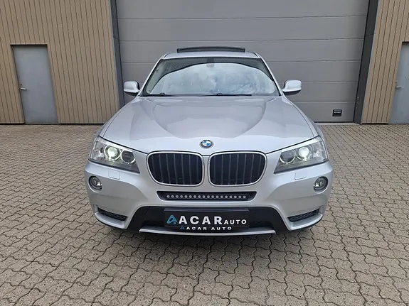 BMW X3 2012 photo 4