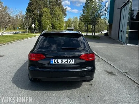 Audi A4 2009 photo 5