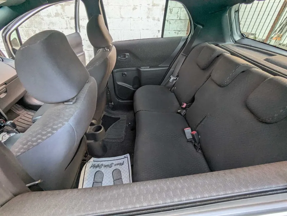 Toyota Yaris 2008 photo 2