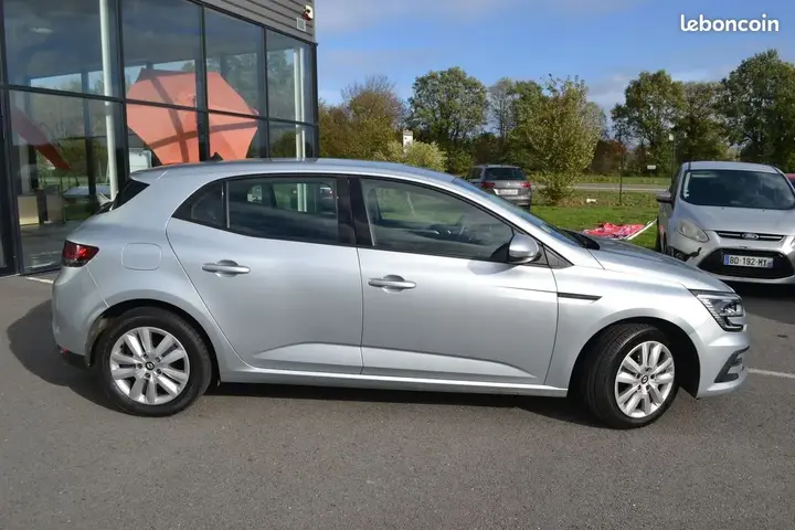 Renault Megane 2022 photo 3