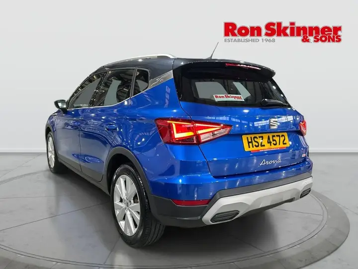 Seat Arona 2023 photo 3