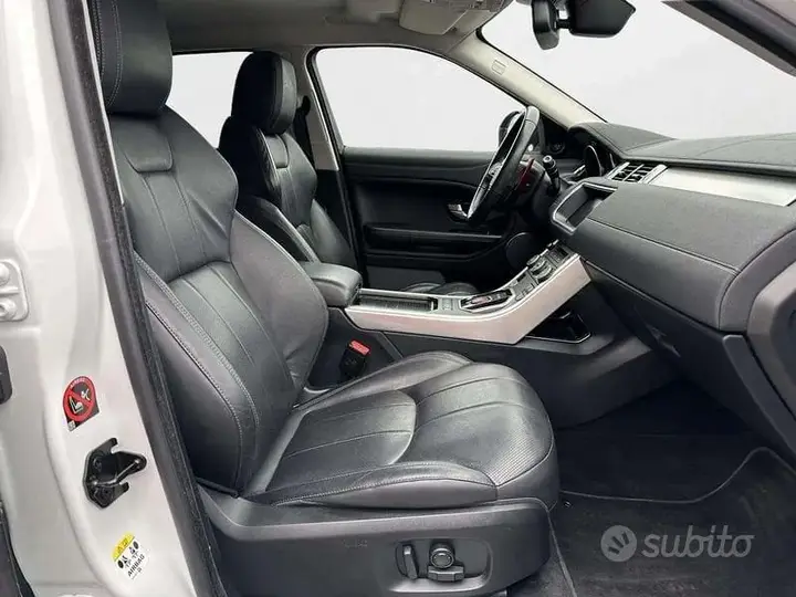 Land Rover Evoque 2018 photo 3
