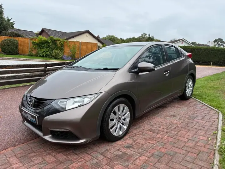 Honda Civic 2014 photo 2