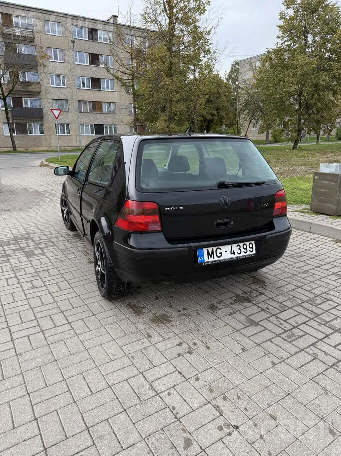 Volkswagen Golf 4 2002 photo 2