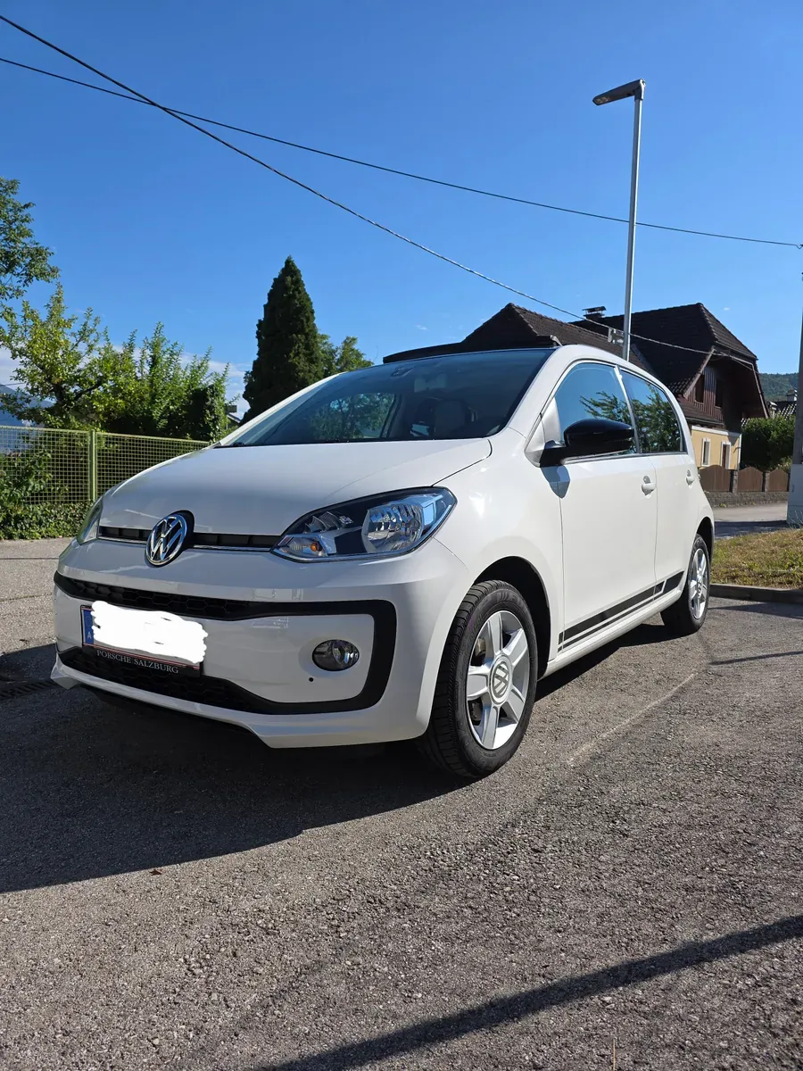 Volkswagen Up 2019 photo 2