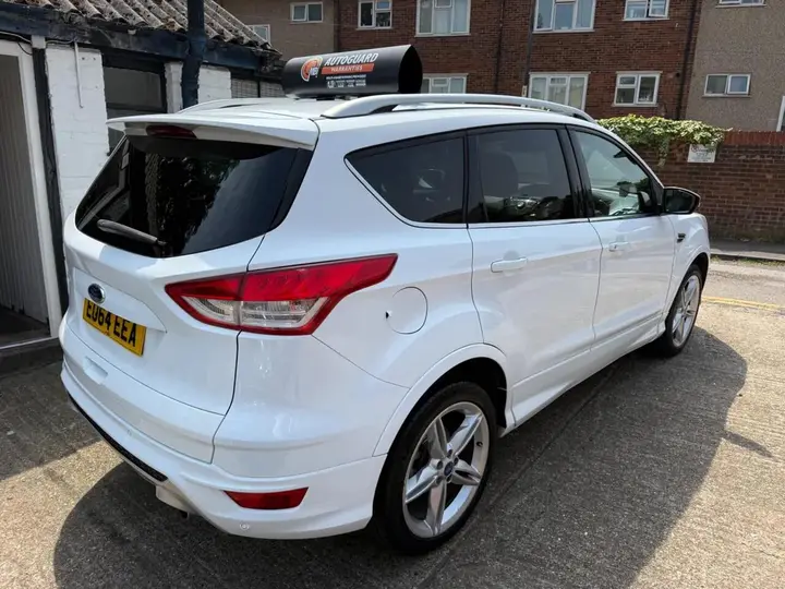 Ford Kuga 2014 photo 3