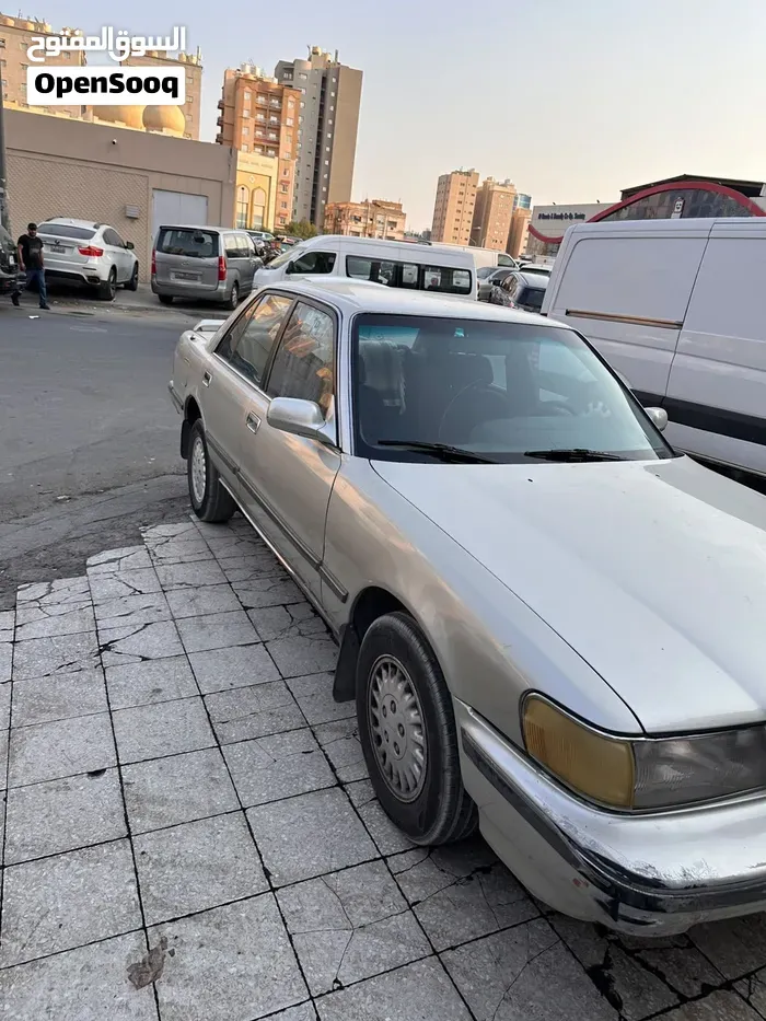 Toyota Cressida 1996 photo 2