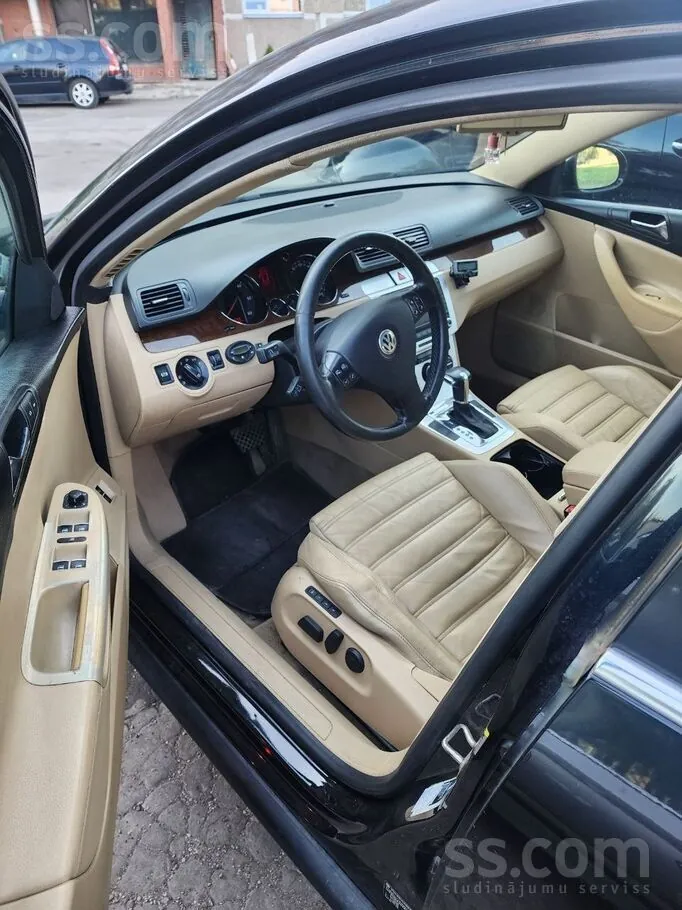 Volkswagen Passat 2005 photo 2