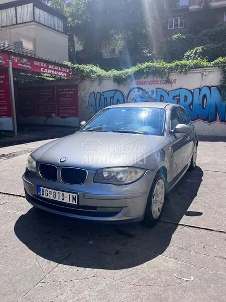 BMW 116 2009 photo 3