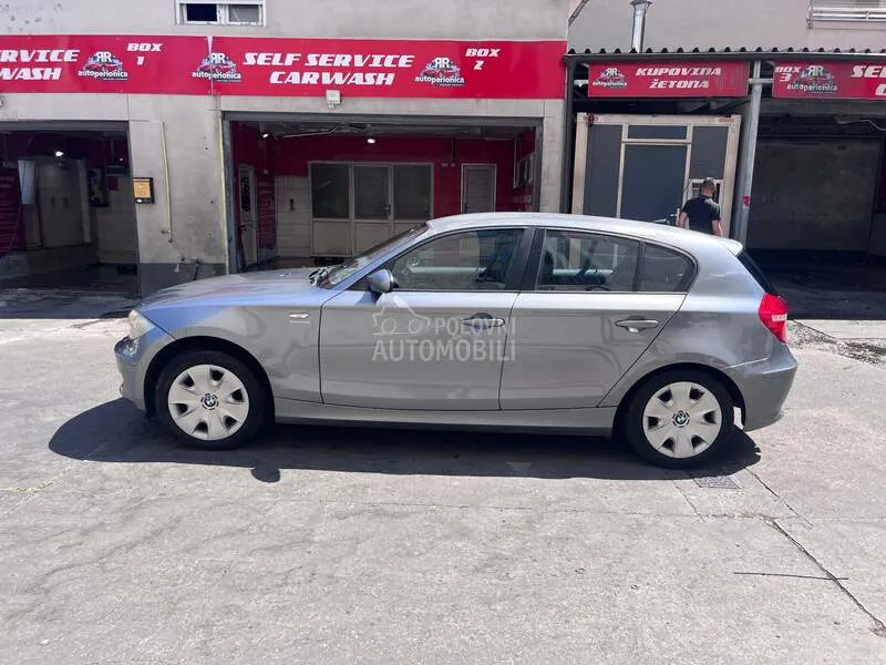 BMW 116 2009 photo 4