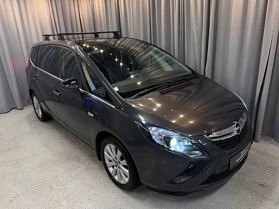 Opel Zafira Tourer 2013 photo 2