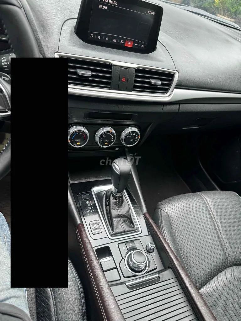 Mazda 3 2017 photo 3