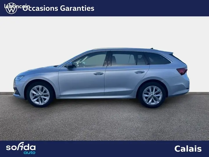 Skoda Octavia 2023 photo 2