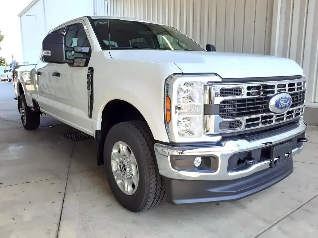 Ford F 350 2026 photo 4