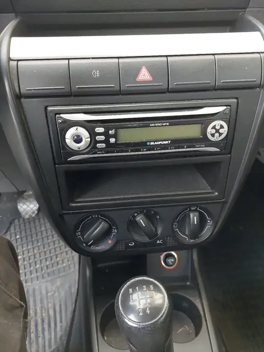 Volkswagen Fox 2007 photo 3