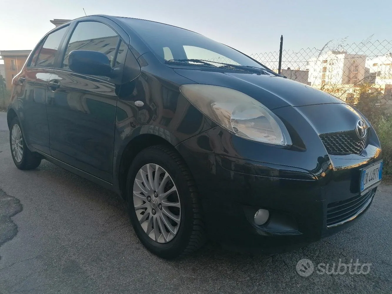 Toyota Yaris 2009 photo 2