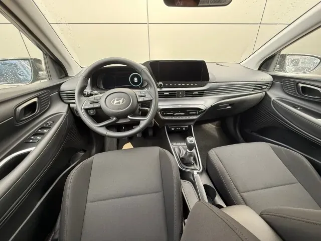 Hyundai I20 photo 2