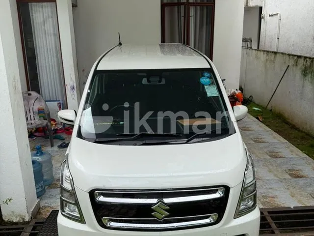 Suzuki Wagon R Stingray