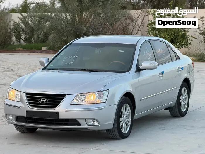 Hyundai Sonata 2009 photo 2