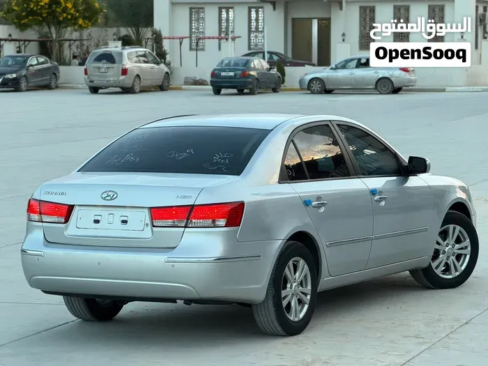 Hyundai Sonata 2009 photo 4