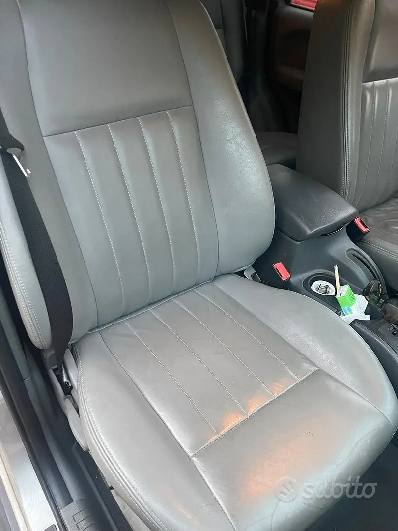 Jeep Cherokee 2006 photo 5