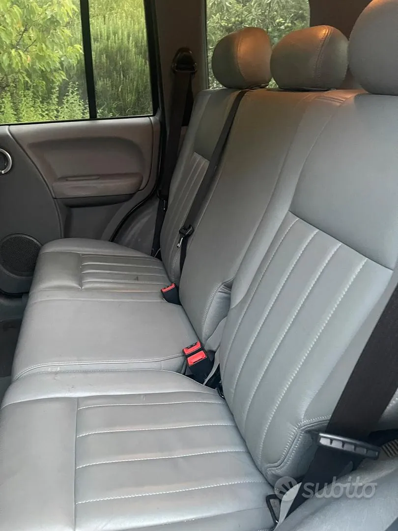 Jeep Cherokee 2006 photo 2