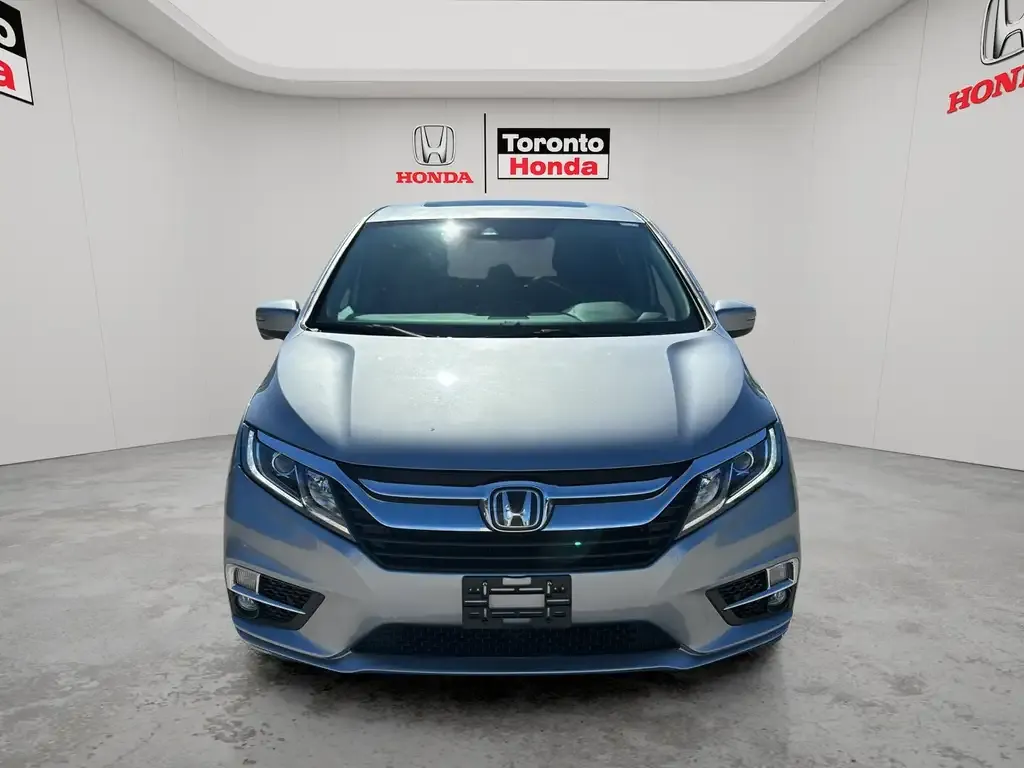 Honda Odyssey 2018 photo 2