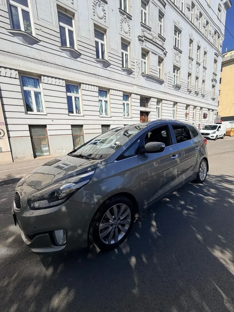 Kia Carens 2014 photo 3