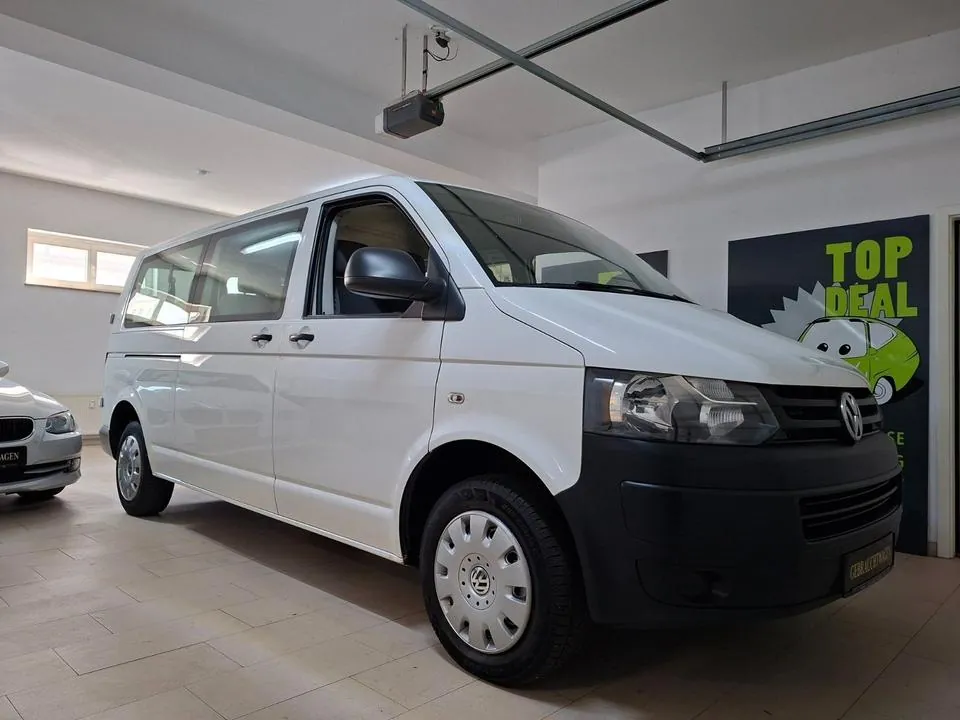 Volkswagen T5 Kombi