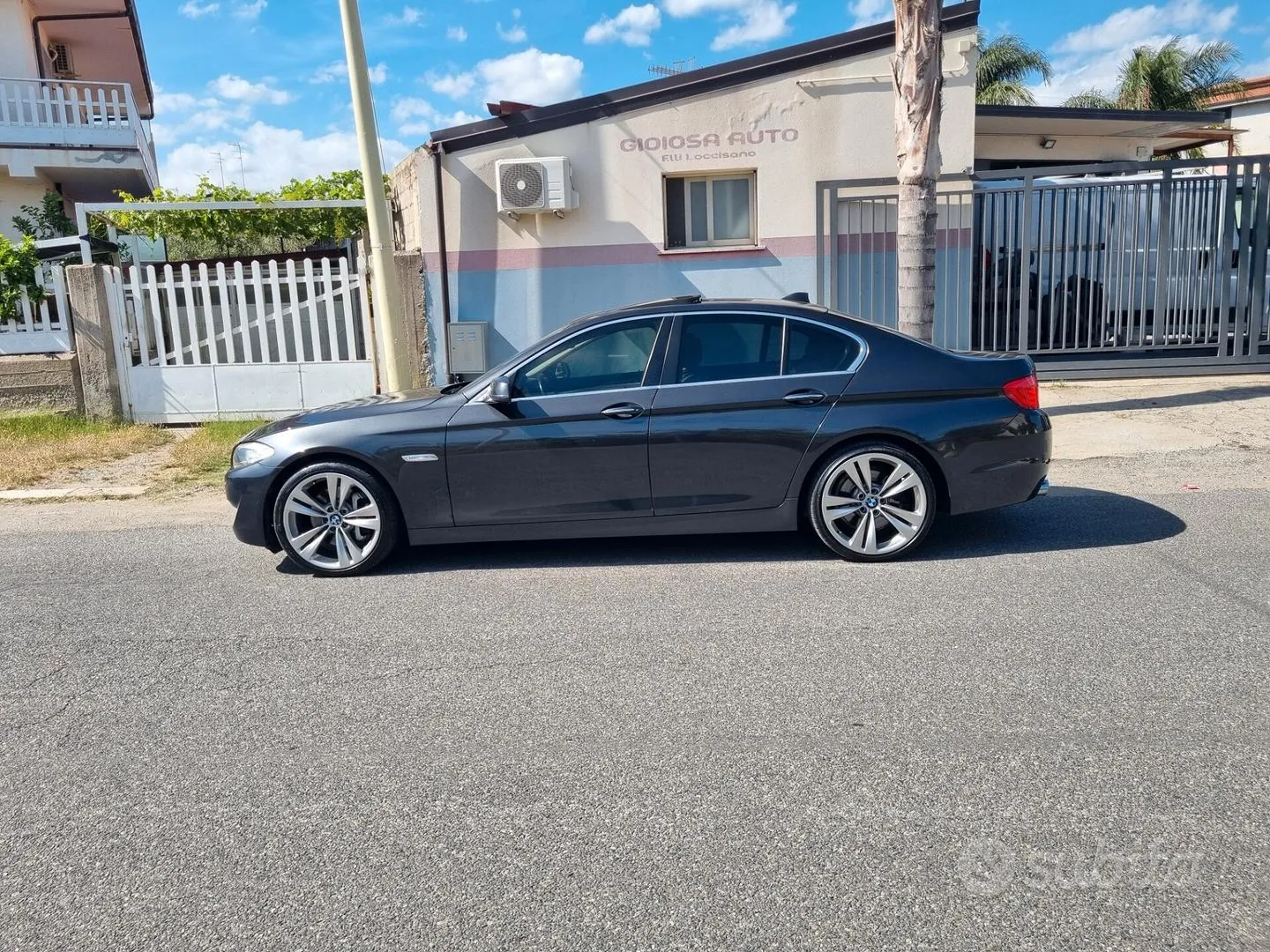 BMW 5 Series 2010 photo 4