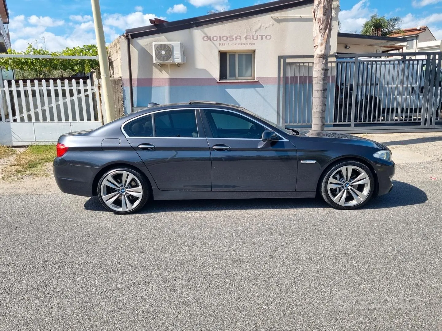 BMW 5 Series 2010 photo 5
