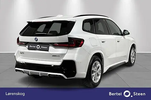 BMW Ix1 2025 photo 5