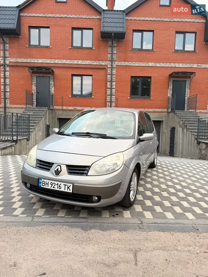 Renault Scenic 2004 photo 2