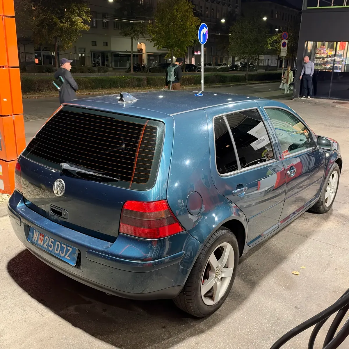 Volkswagen Golf 2000 photo 3