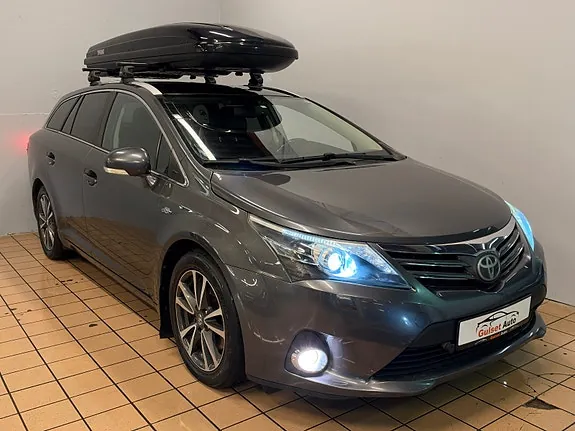 Toyota Avensis 2013 photo 3
