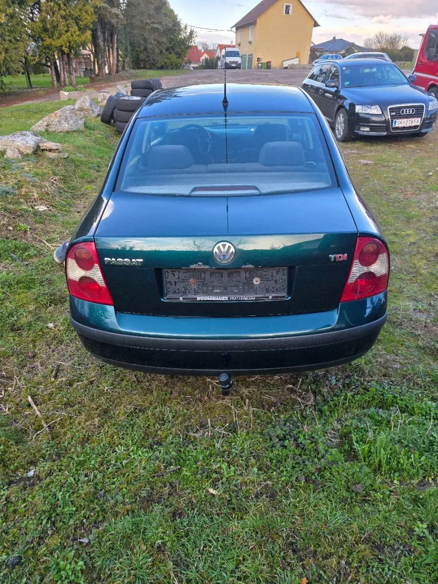 Volkswagen Passat 2001 photo 3