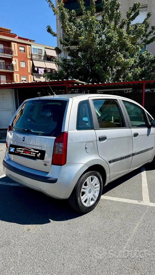 Fiat Idea 2005 photo 2