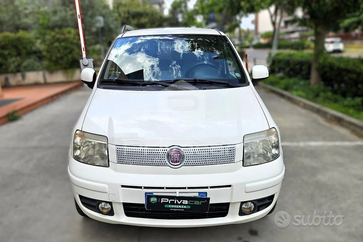 Fiat Panda 2011 photo 2