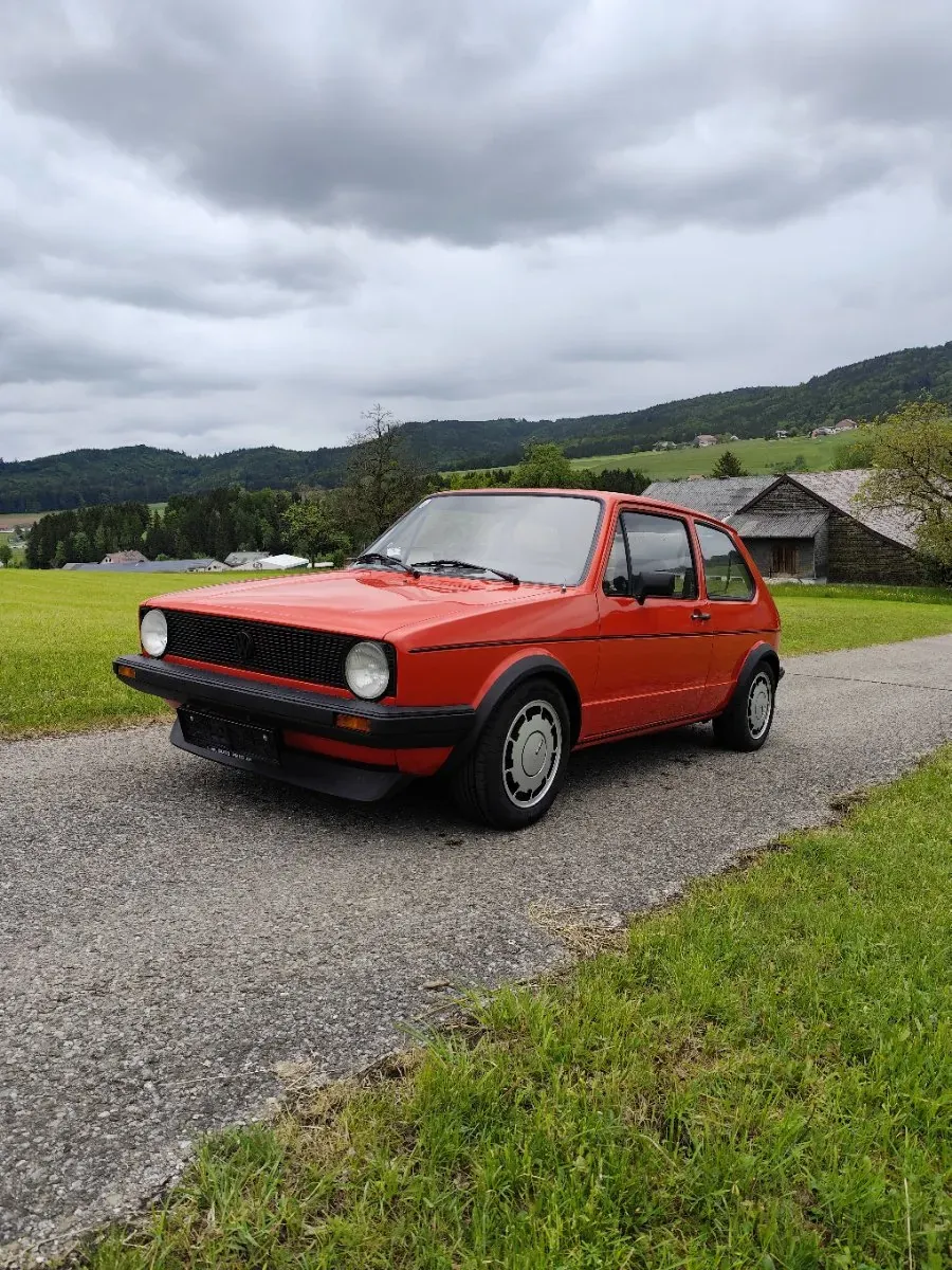 Volkswagen Golf 1983 photo 2
