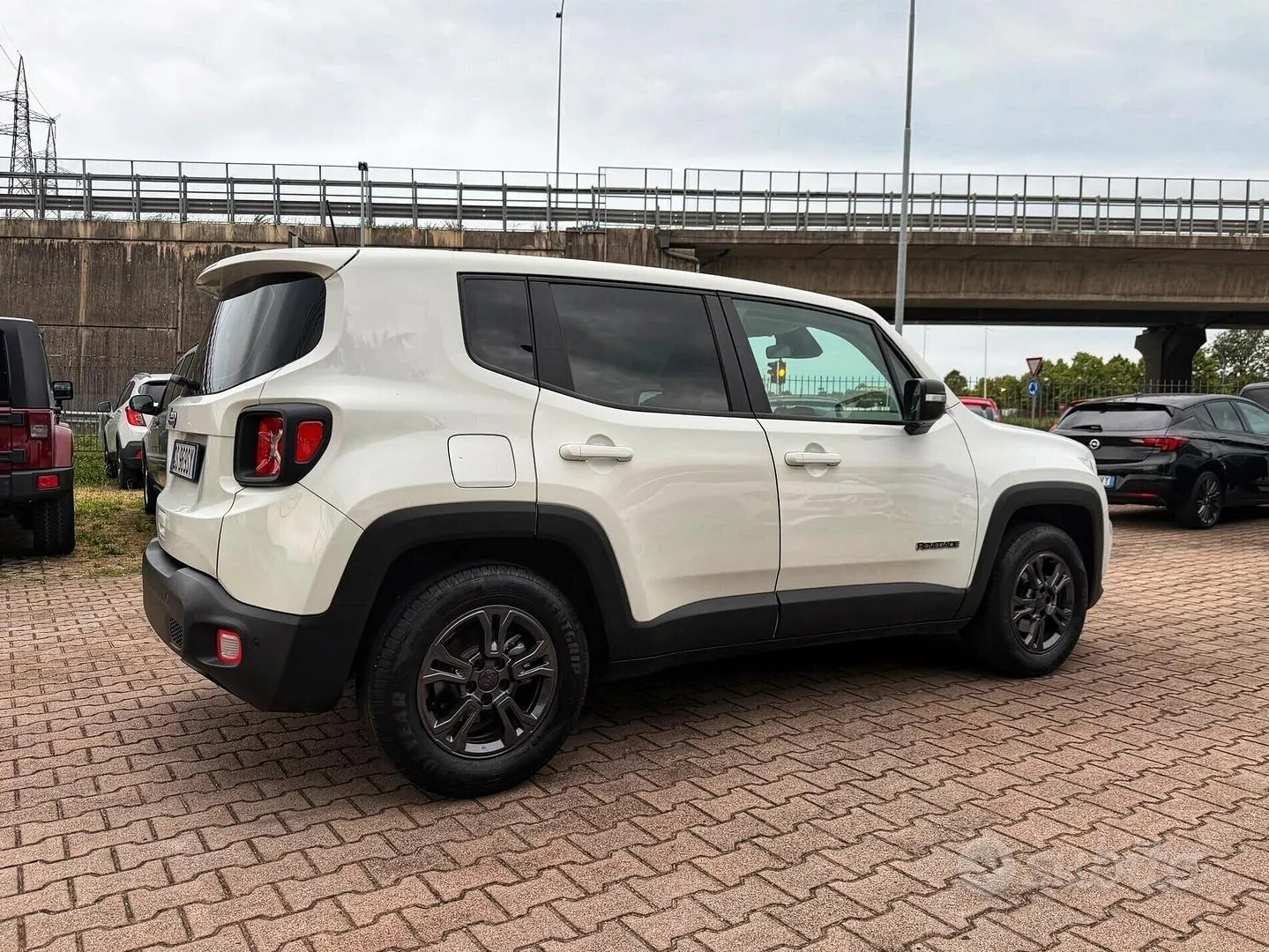 Jeep Renegade 2024 photo 5