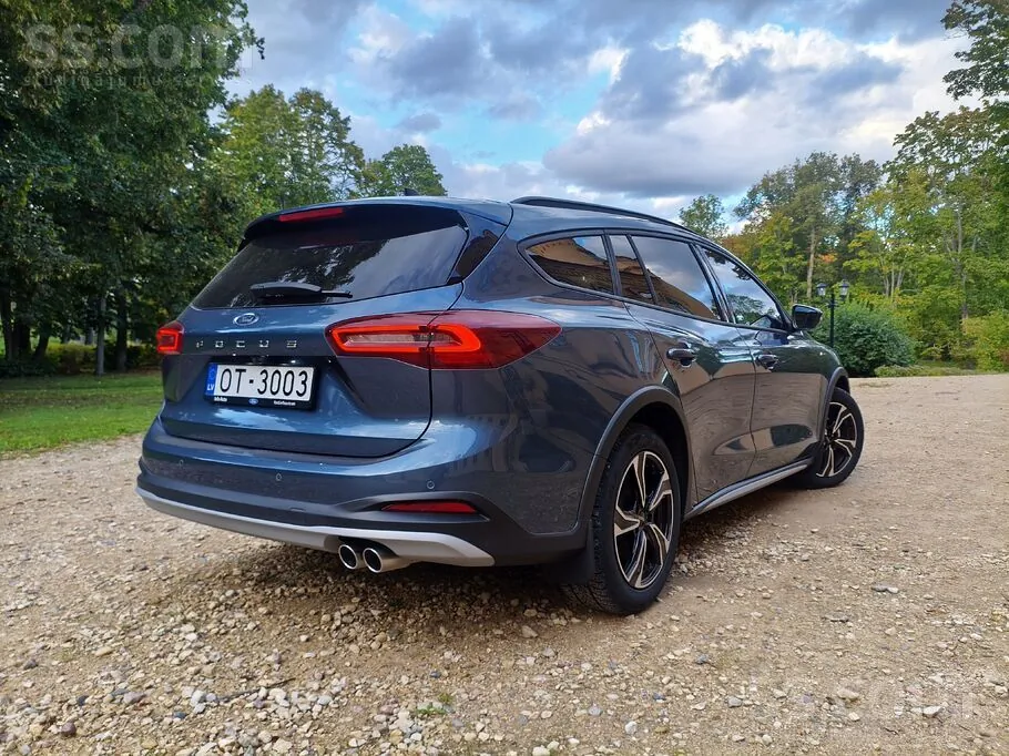 Ford Focus 2024 photo 4