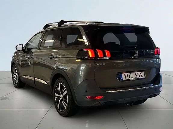 Peugeot 5008 2017 photo 5