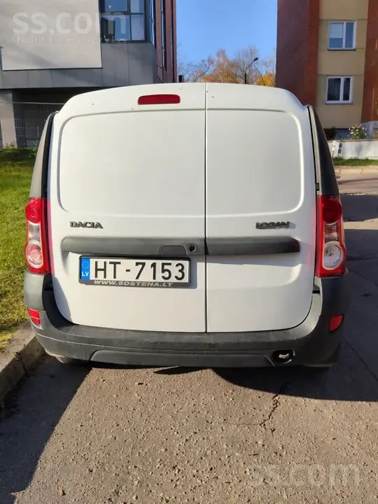 Dacia Logan 2011 photo 5