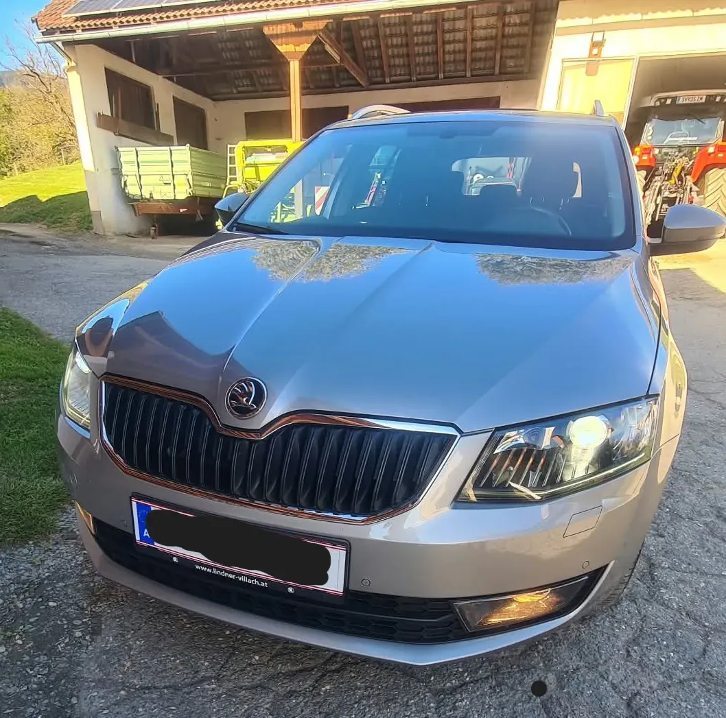 Skoda Octavia 2017 photo 2