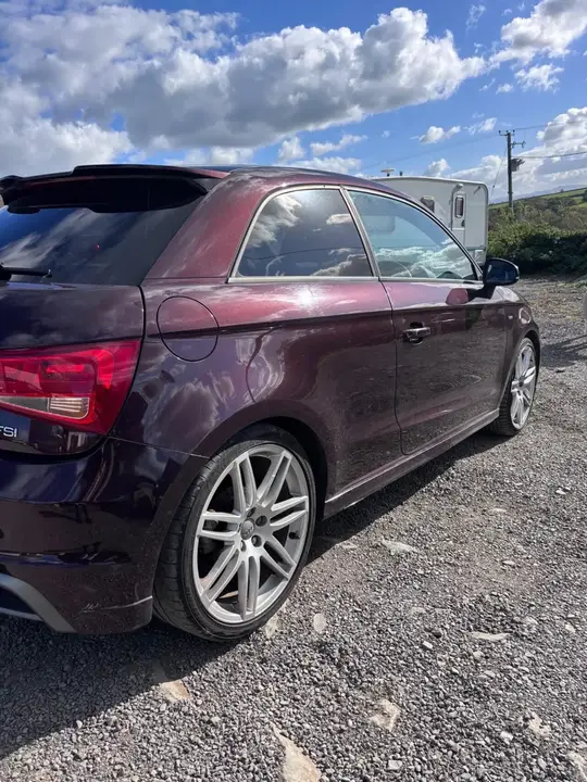 Audi A1 2011 photo 4