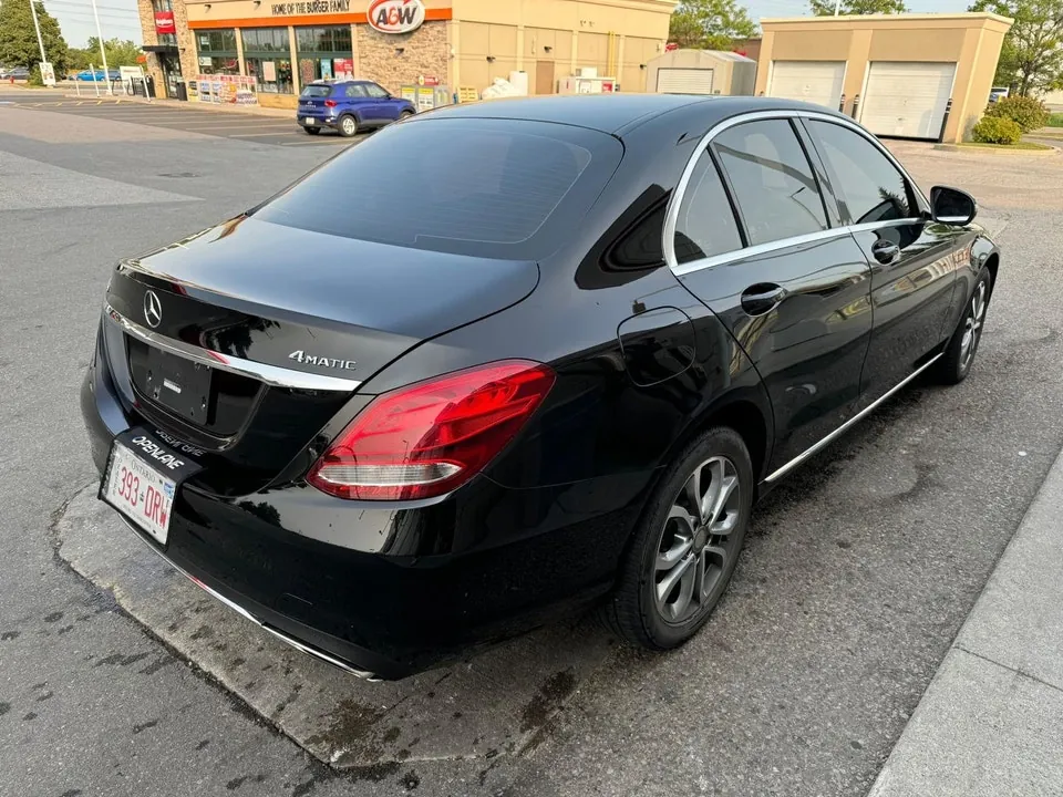 Mercedes-Benz C300