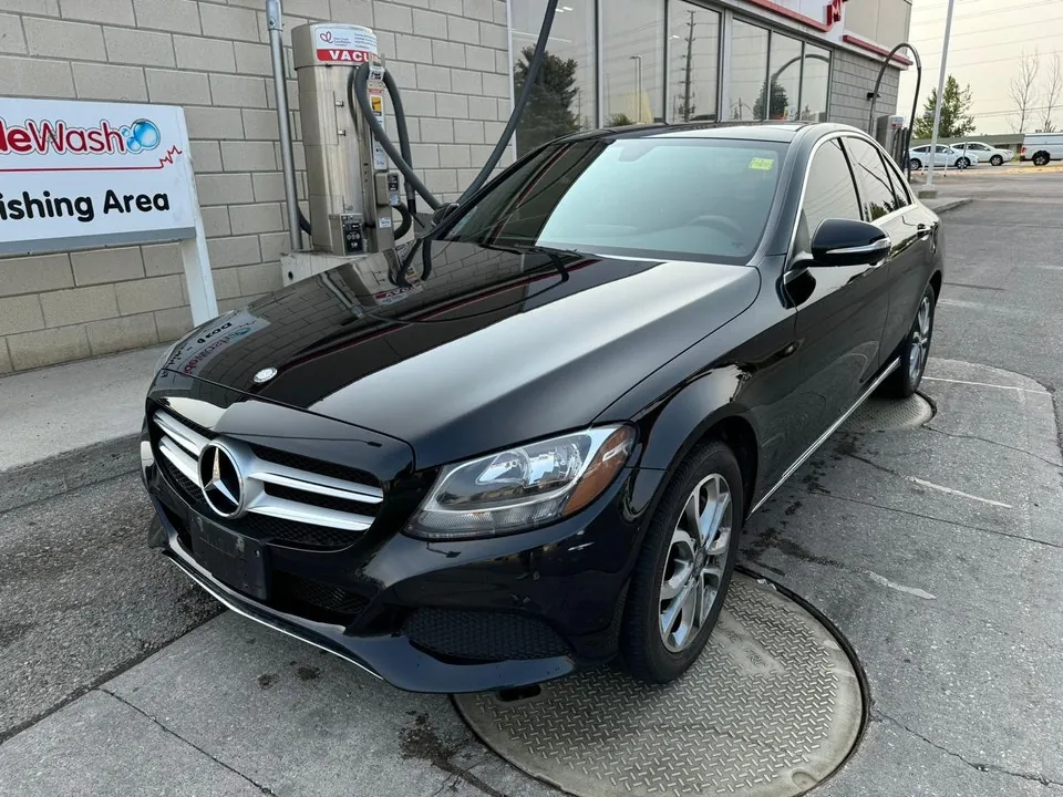 Mercedes-Benz C300 2015 photo 2