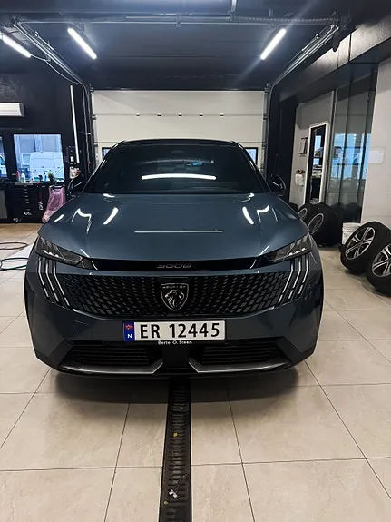 Peugeot E-3008 2026 photo 2