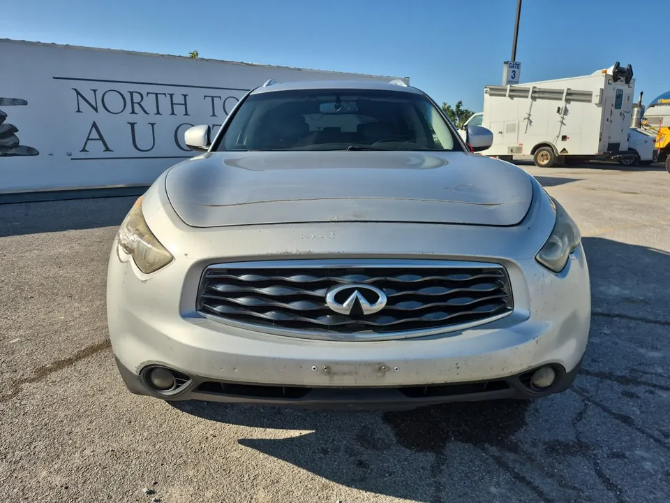 Infiniti Fx35 2010 photo 2